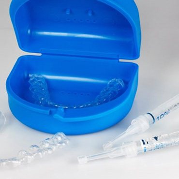 Teeth whitening kit for at-home use